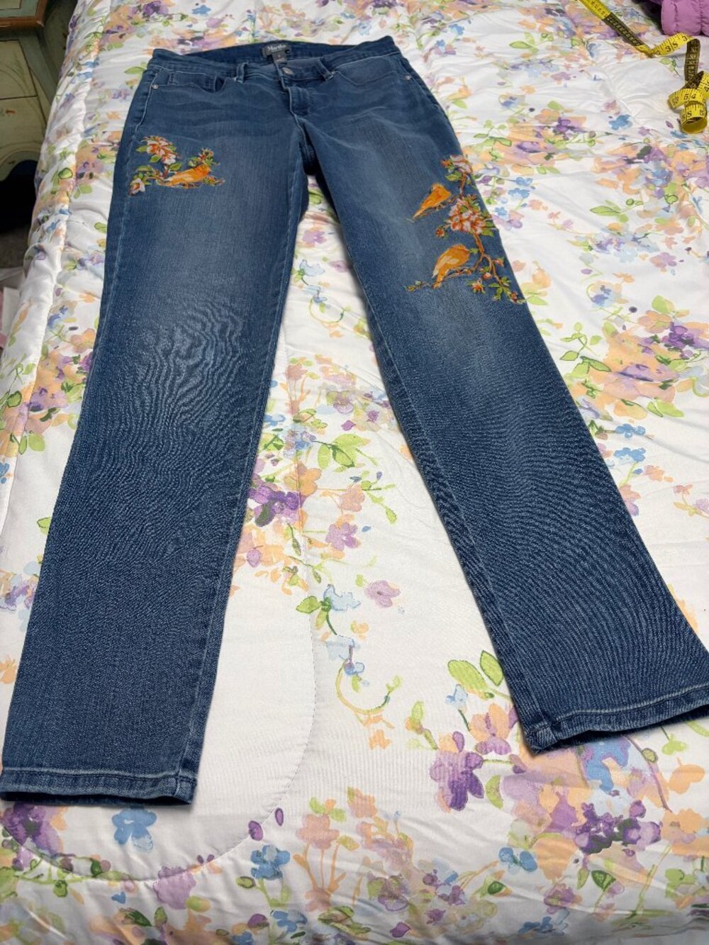 Martha Stewart Women's Embroidered Jean Size 8 Pre-Owned